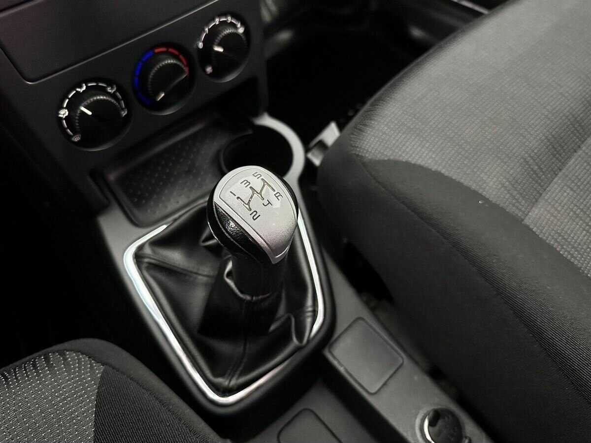 Lada (ВАЗ) Priora, 2017 Фото №13