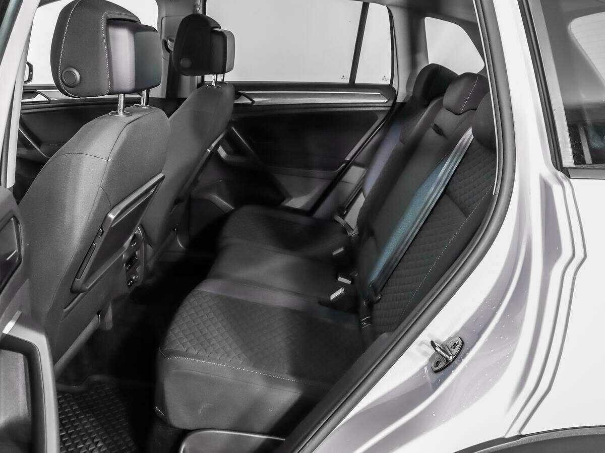Volkswagen Tiguan L, 2019 Фото №10