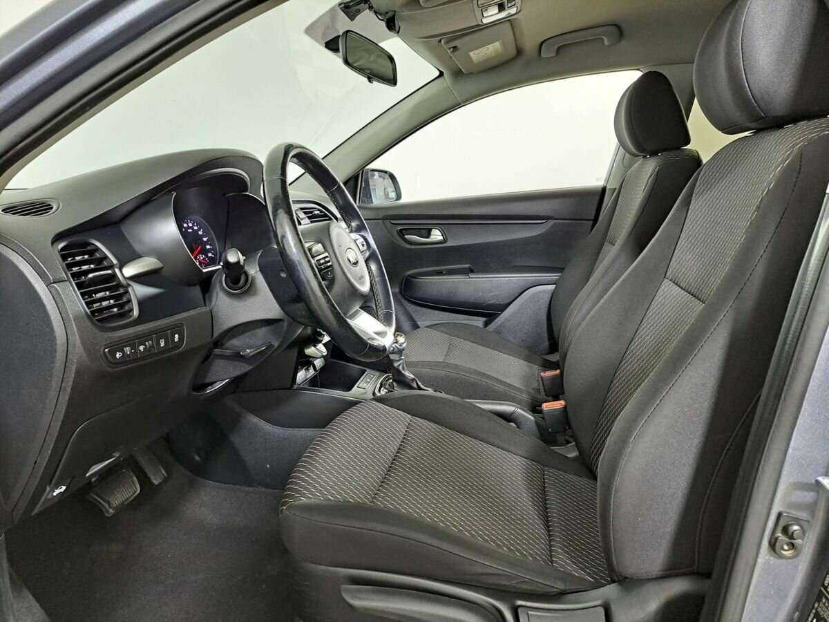Kia Rio, 2018 Фото №15