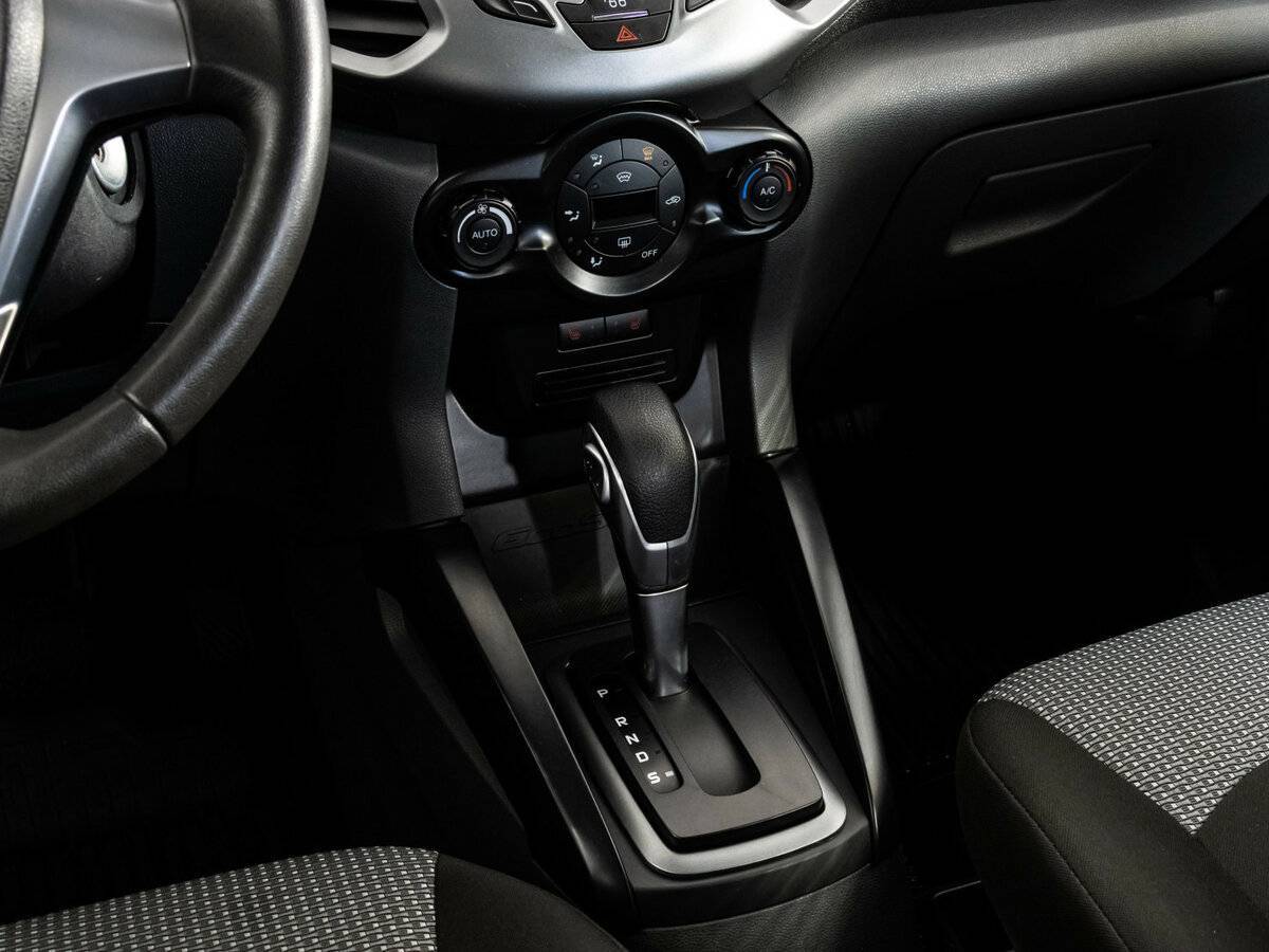 Ford EcoSport, 2016 Фото №13