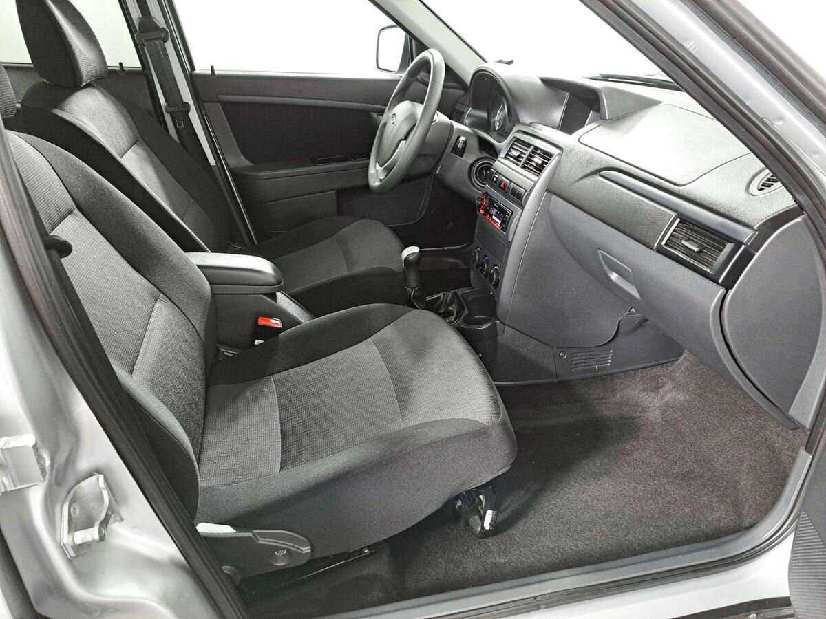 Lada (ВАЗ) Priora, 2017 Фото №9