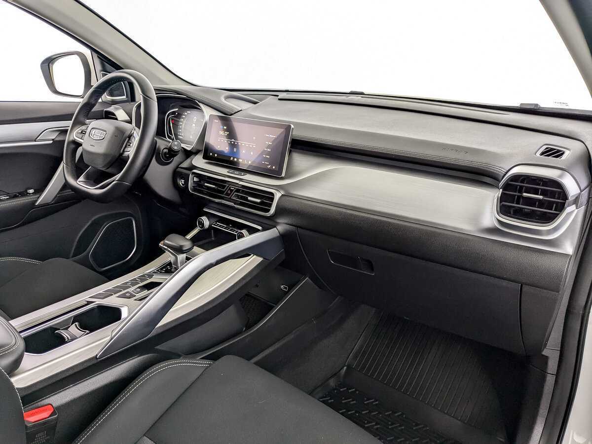 Geely Coolray, 2023 Фото №11