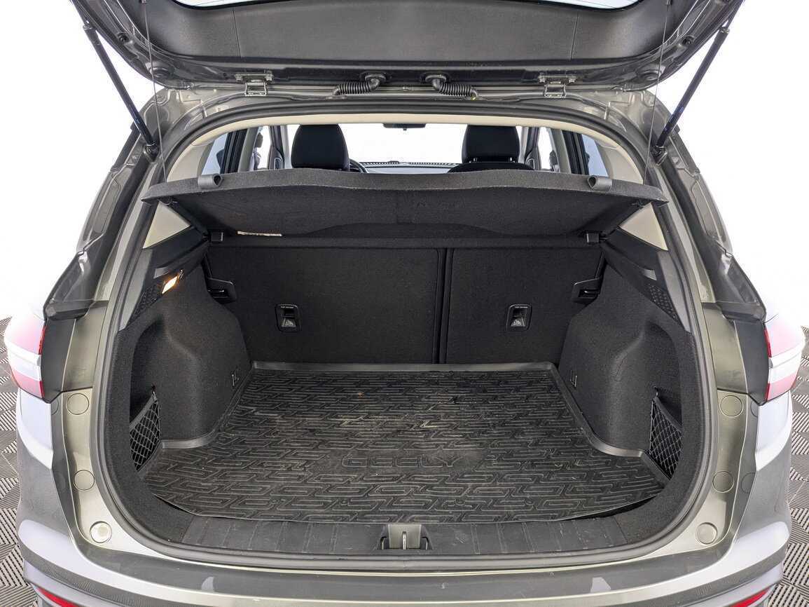 Geely Coolray, 2022 Фото №9