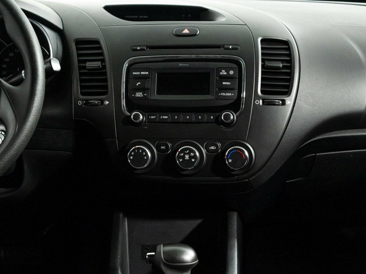 Kia Cerato, 2019 Фото №14