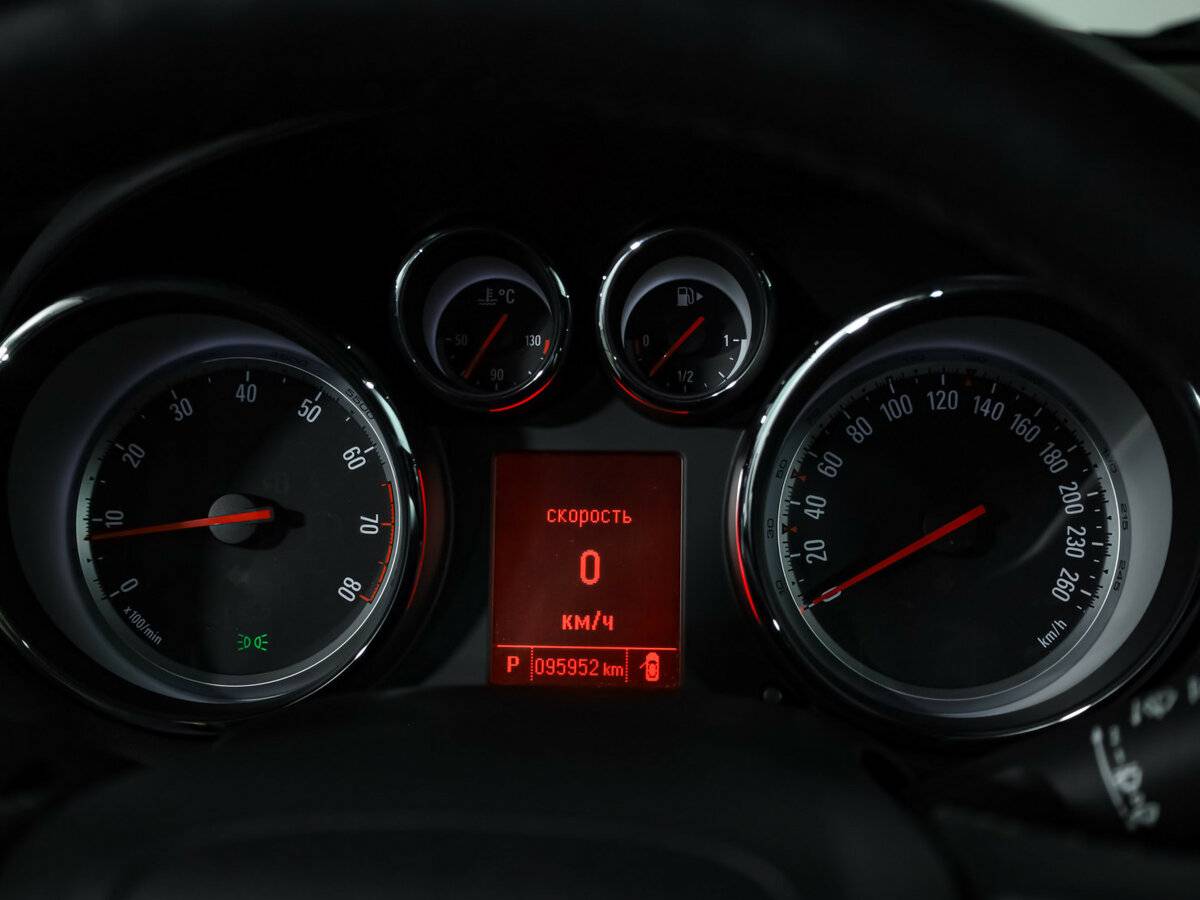 Opel Astra J Рестайлинг, 2014 Фото №10