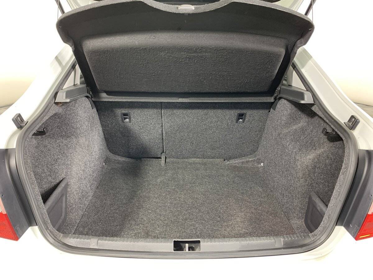 Skoda Rapid, 2016 Фото №19