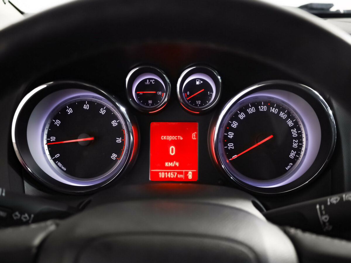 Opel Astra J, 2012 Фото №11