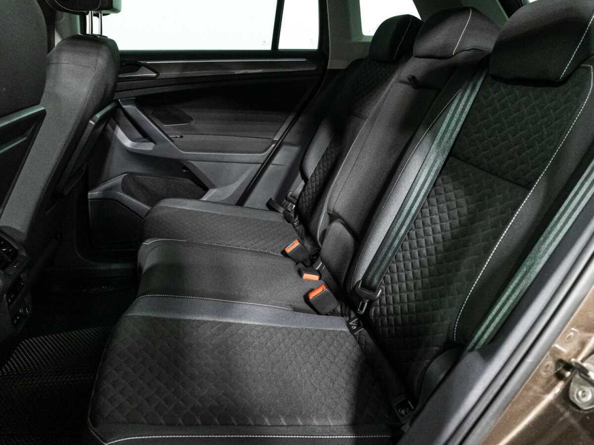 Volkswagen Tiguan, 2018 Фото №10
