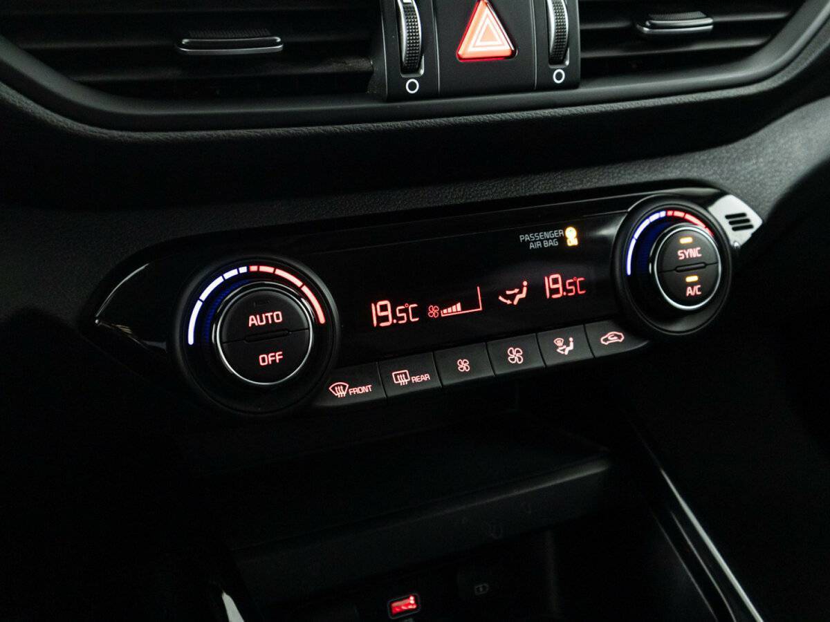 Kia Cerato, 2021 Фото №19