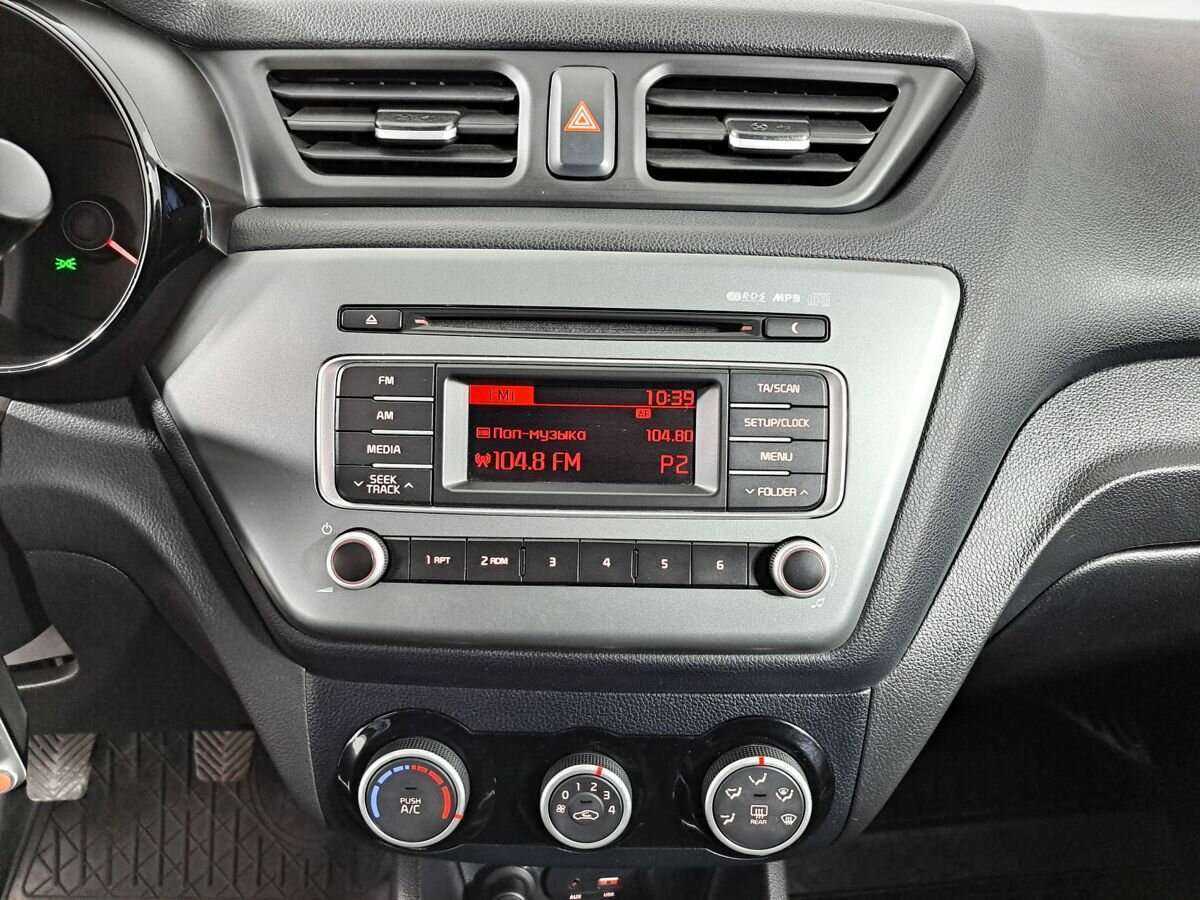 Kia Rio, 2017 Фото №13