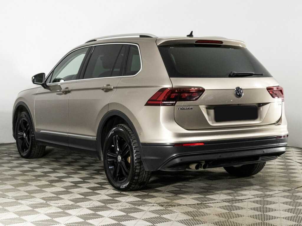 Volkswagen Tiguan, 2018 Фото №7