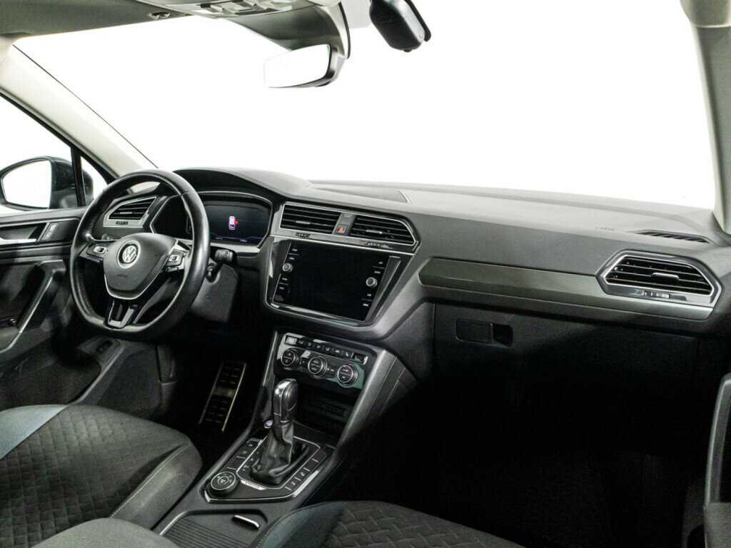 Volkswagen Tiguan, 2019 Фото №9