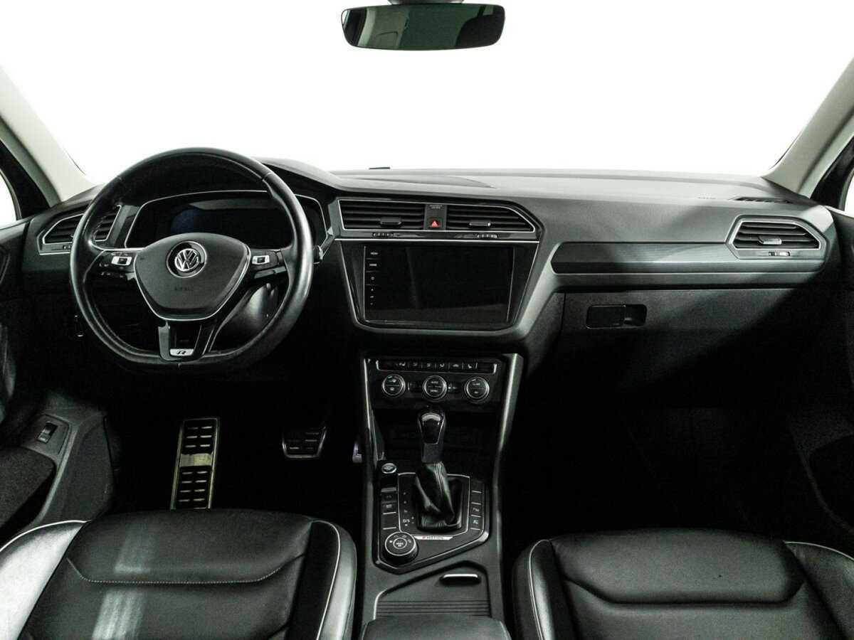 Volkswagen Tiguan, 2018 Фото №13