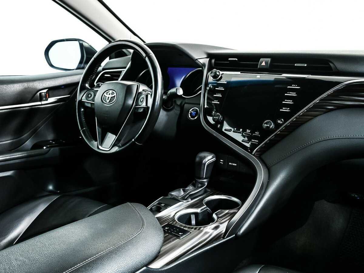 Toyota Camry, 2019 Фото №9