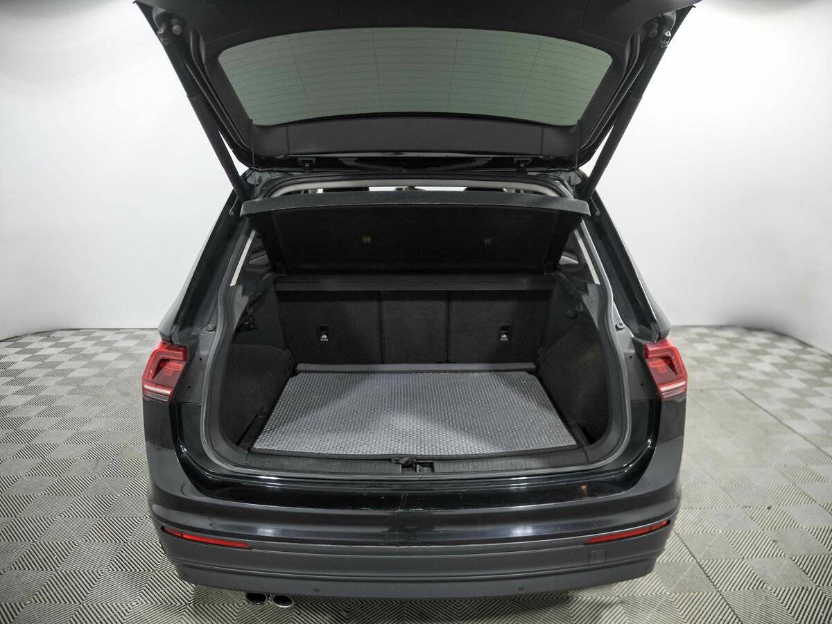 Volkswagen Tiguan, 2017 Фото №18