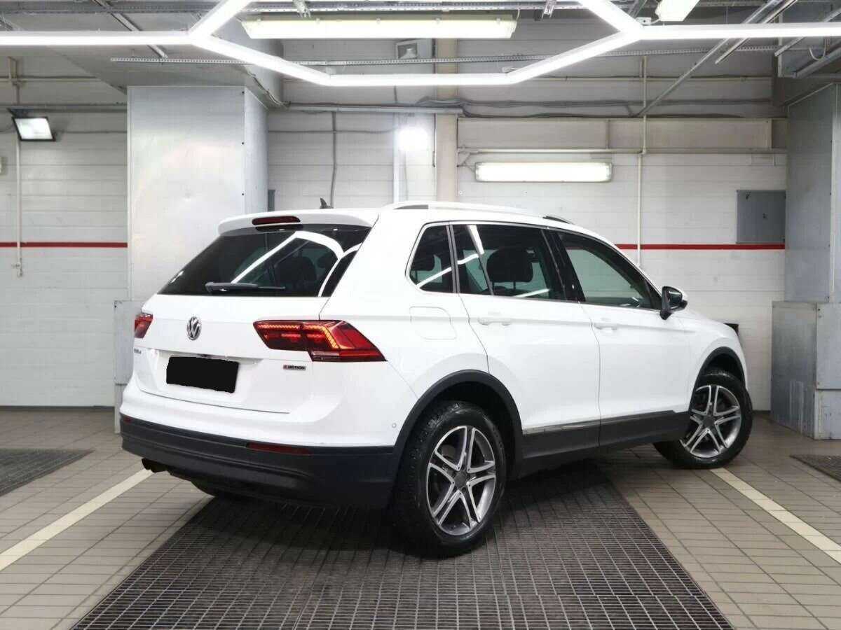 Volkswagen Tiguan, 2018 Фото №2