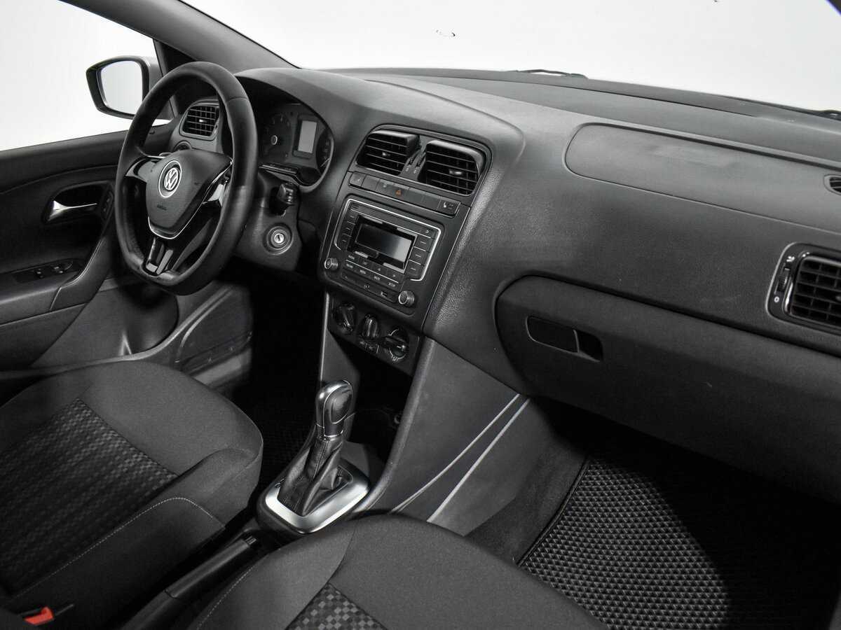 Volkswagen Polo, 2016 Фото №13