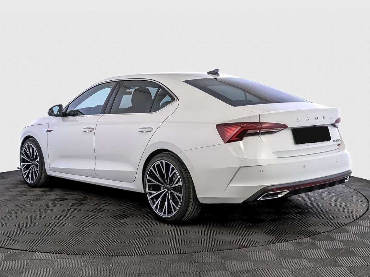 Skoda Octavia, 2023 Фото №6