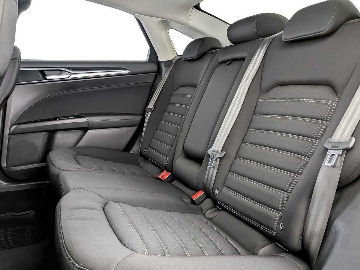 Ford Mondeo, 2017 Фото №9