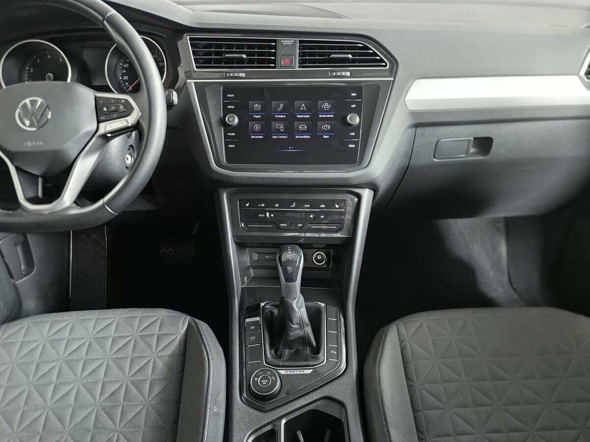Volkswagen Tiguan, 2021 Фото №11