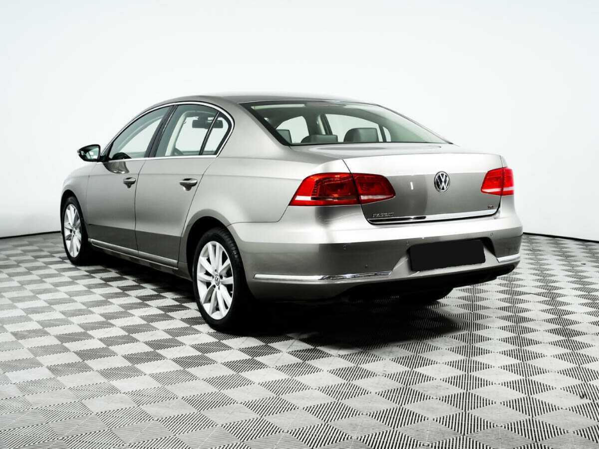 Volkswagen Passat, 2012 Фото №7