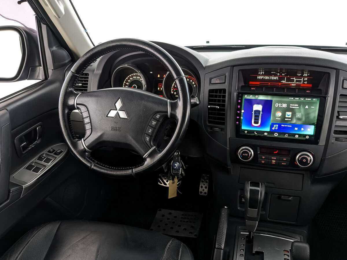 Mitsubishi Pajero, 2013 Фото №21