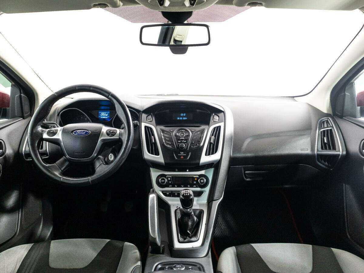 Ford Focus, 2012 Фото №13