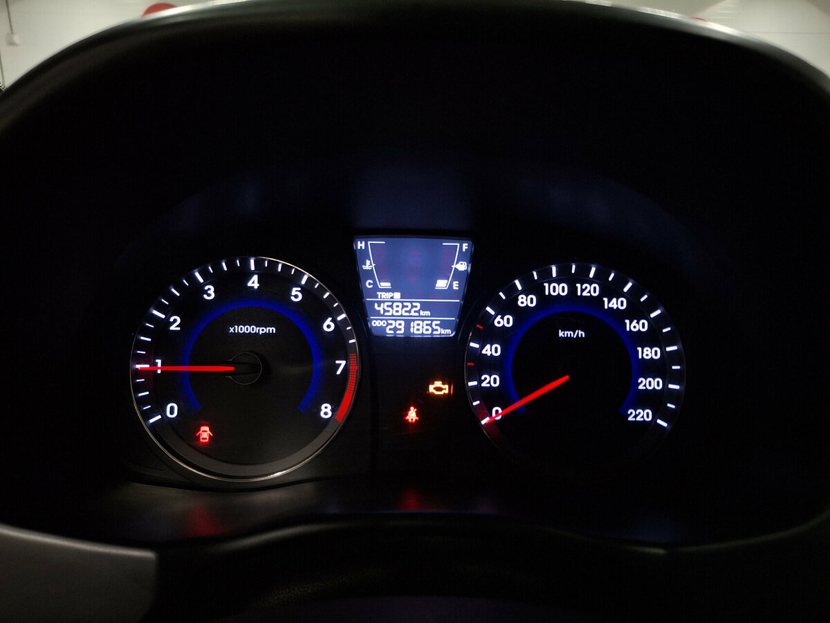 Hyundai Solaris I, 2014 Фото №13