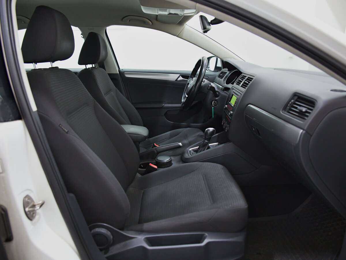 Volkswagen Jetta, 2015 Фото №5
