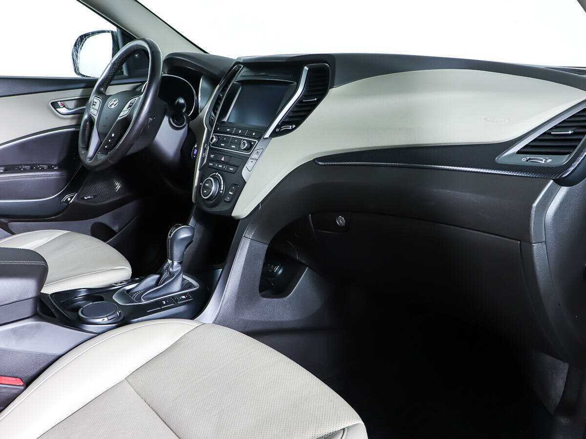 Hyundai Santa Fe Grand, 2018 Фото №9