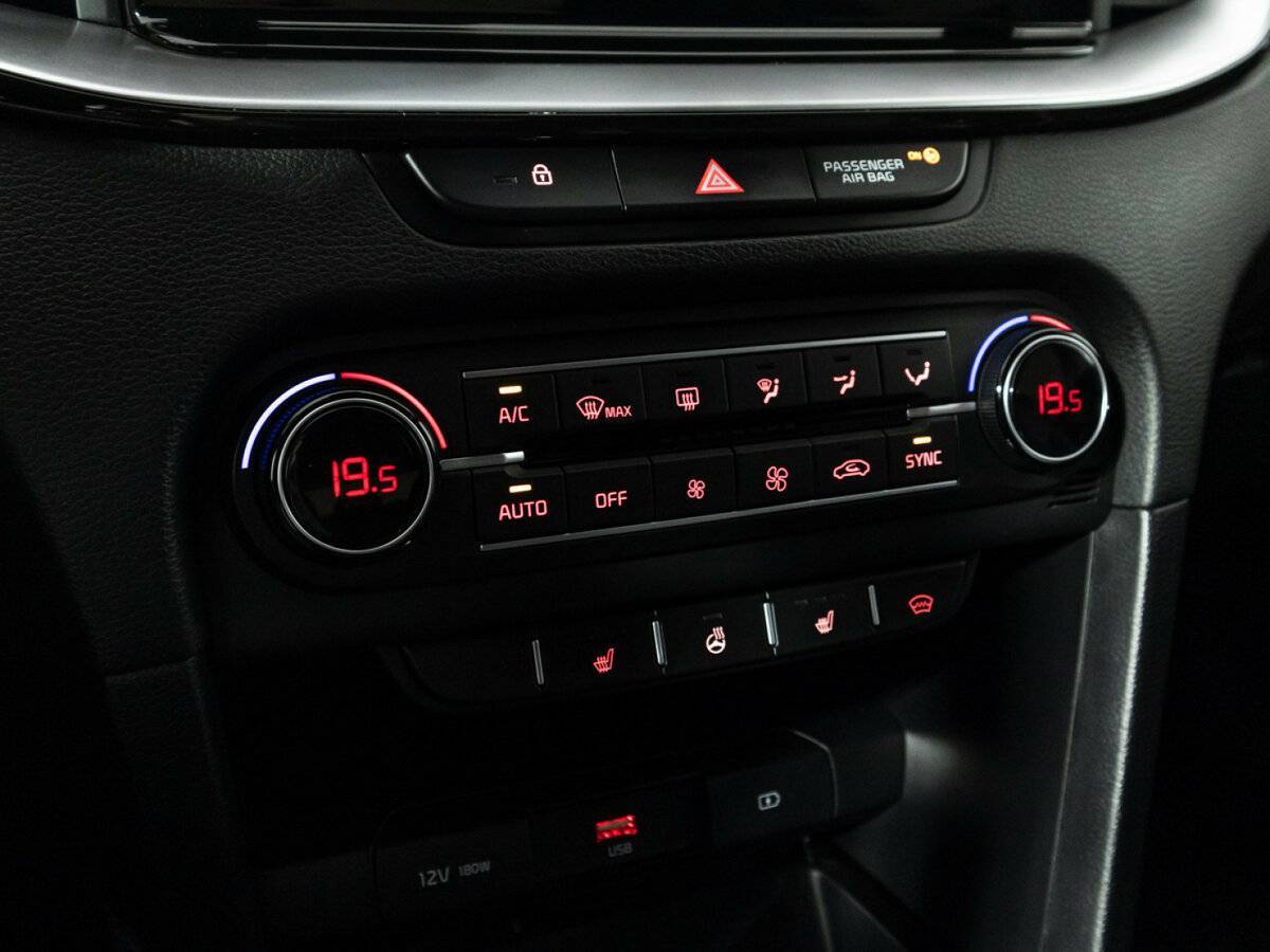 Kia Ceed, 2021 Фото №19