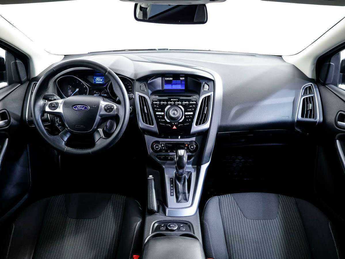 Ford Focus, 2013 Фото №10