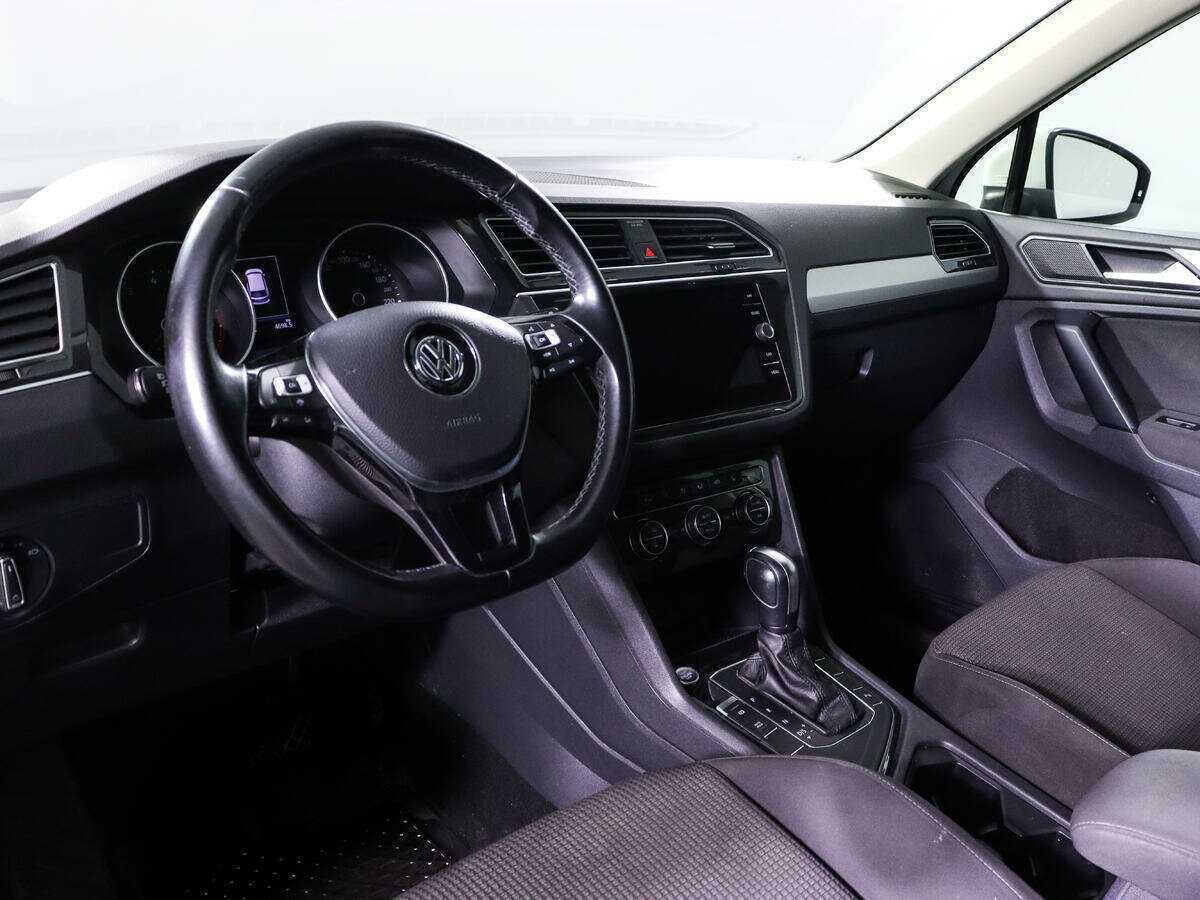 Volkswagen Tiguan L, 2019 Фото №12