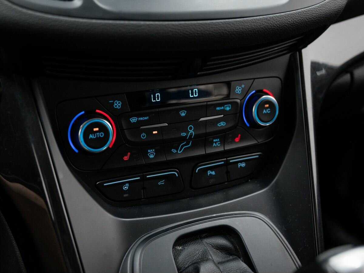 Ford Kuga, 2016 Фото №19