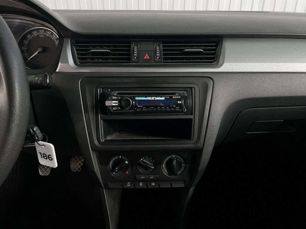 Skoda Rapid, 2019 Фото №11