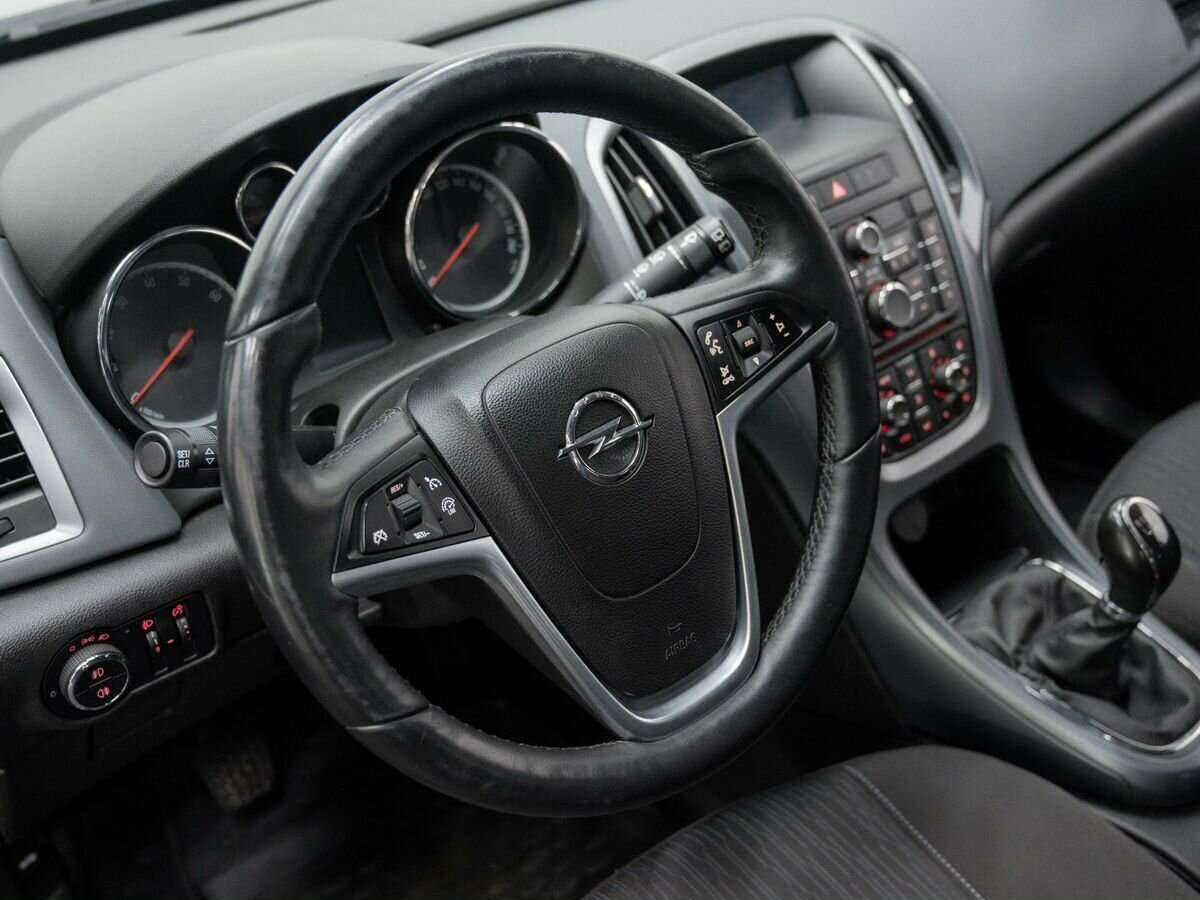 Opel Astra GTC, 2013 Фото №14