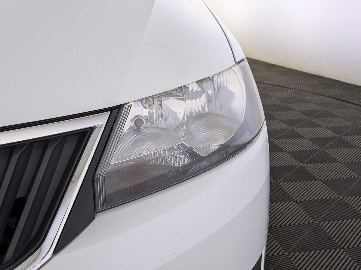 Skoda Rapid, 2017 Фото №11