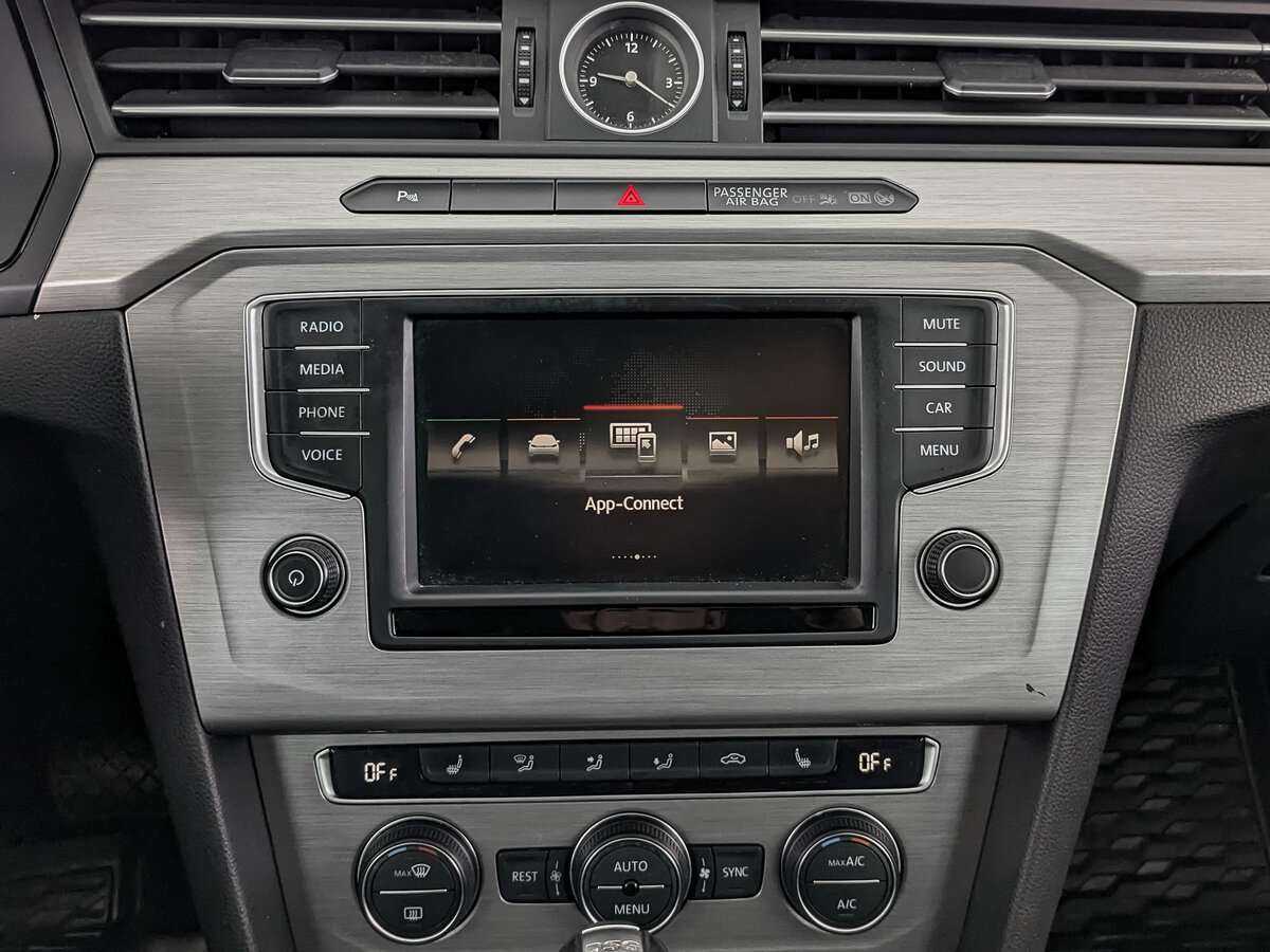 Volkswagen Passat, 2016 Фото №12