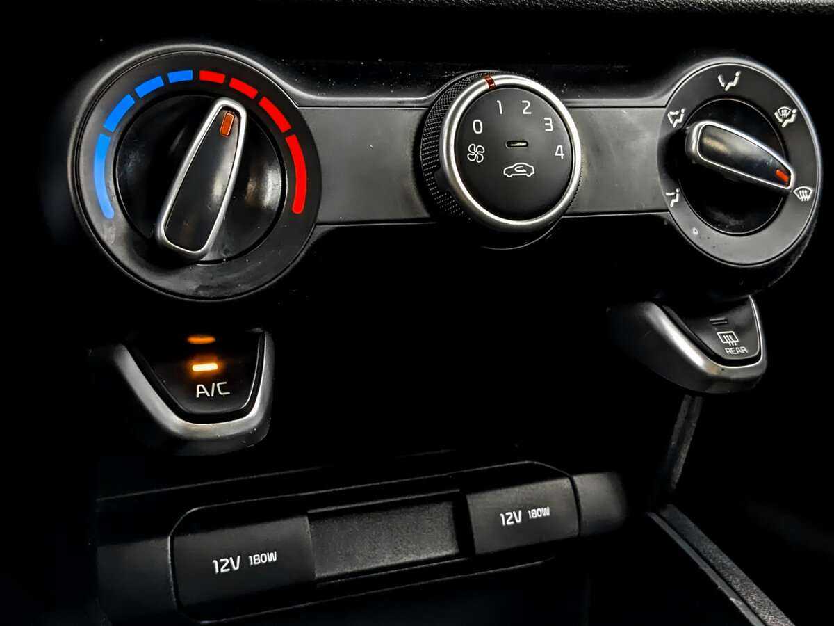 Kia Rio, 2021 Фото №25