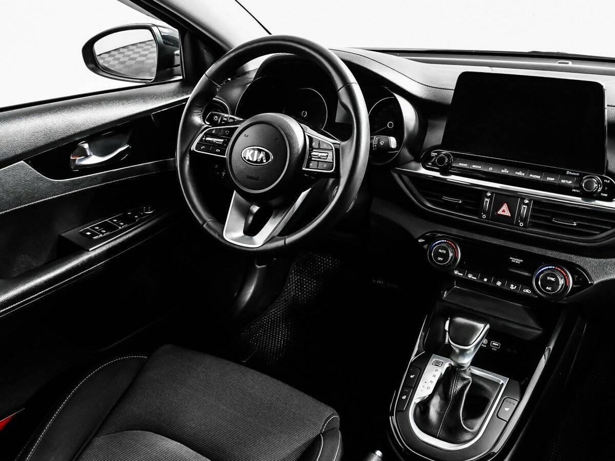Kia Cerato, 2021 Фото №9