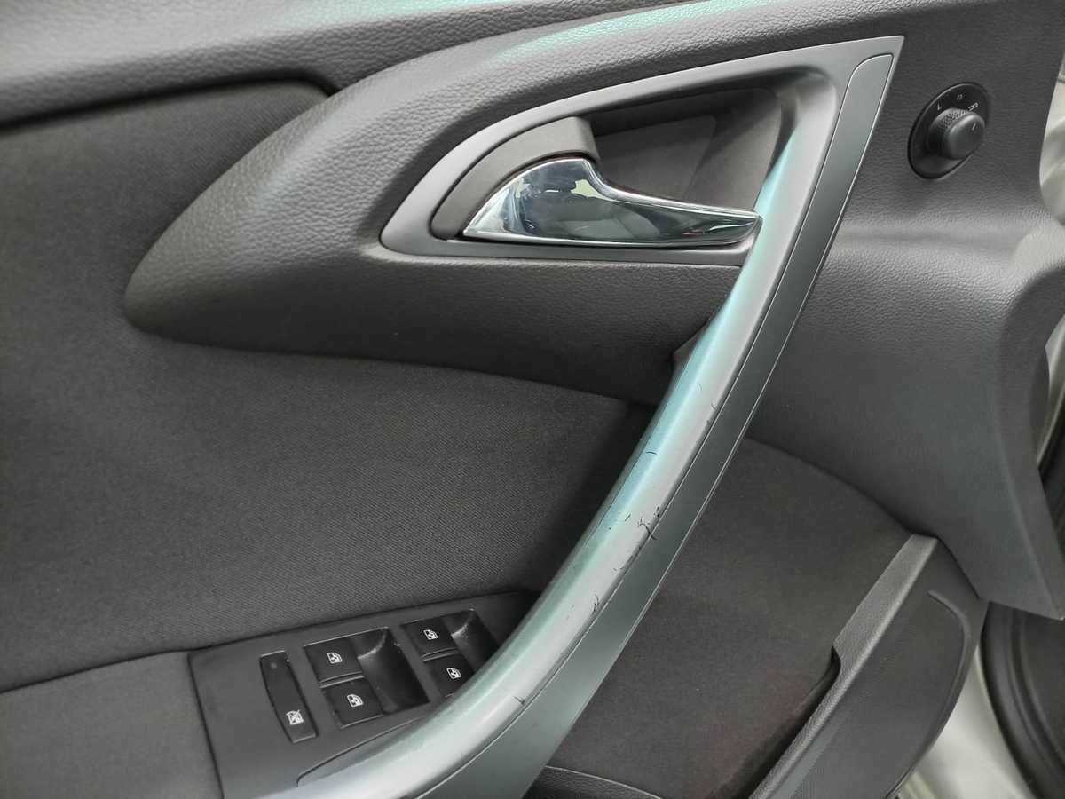 Opel Astra, 2012 Фото №15