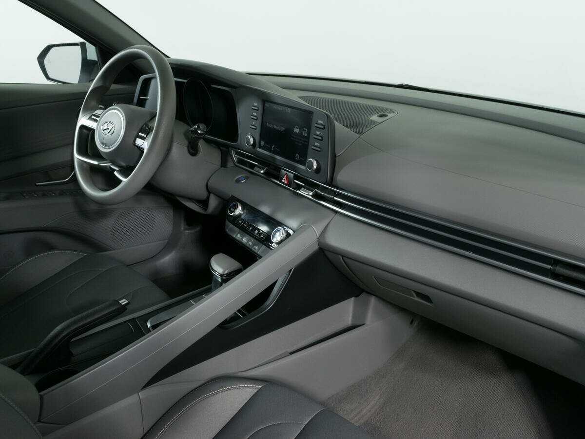 Hyundai Elantra, 2021 Фото №9