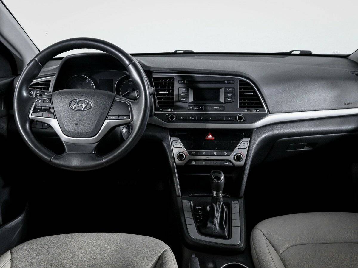 Hyundai Elantra, 2016 Фото №10