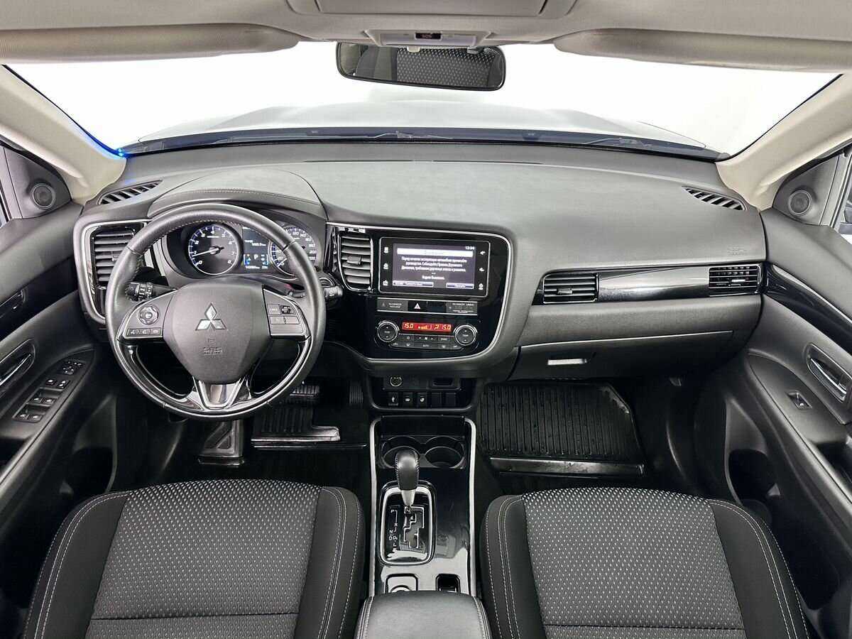Mitsubishi Outlander, 2019 Фото №12