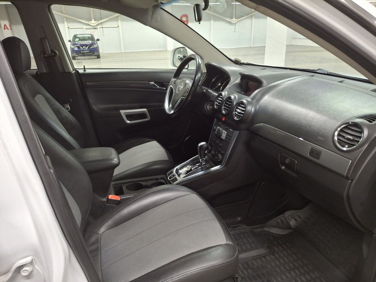 Opel Antara I Рестайлинг, 2013 Фото №11