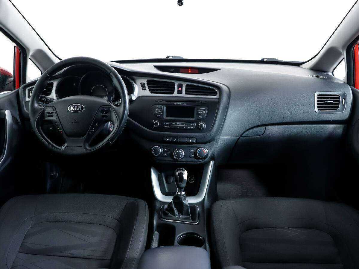 Kia Ceed, 2015 Фото №10
