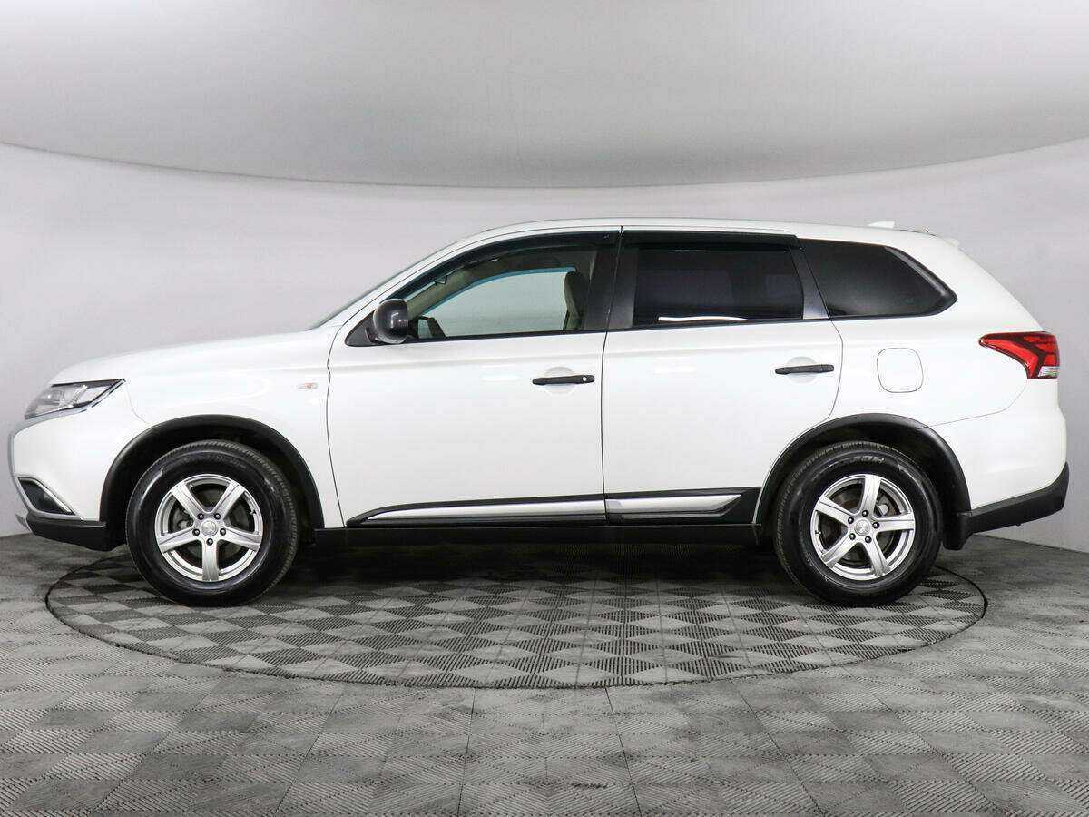 Mitsubishi Outlander, 2017 Фото №8