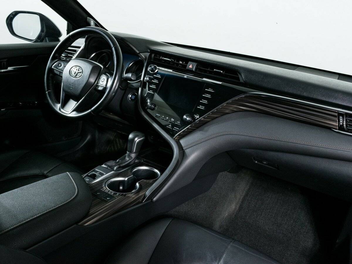 Toyota Camry, 2020 Фото №10