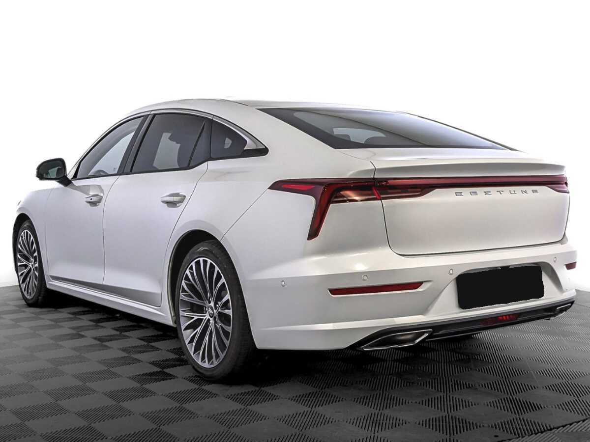 FAW Bestune B70, 2023 Фото №7