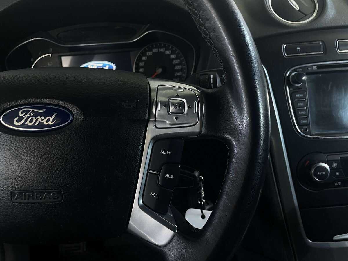 Ford Mondeo, 2012 Фото №12